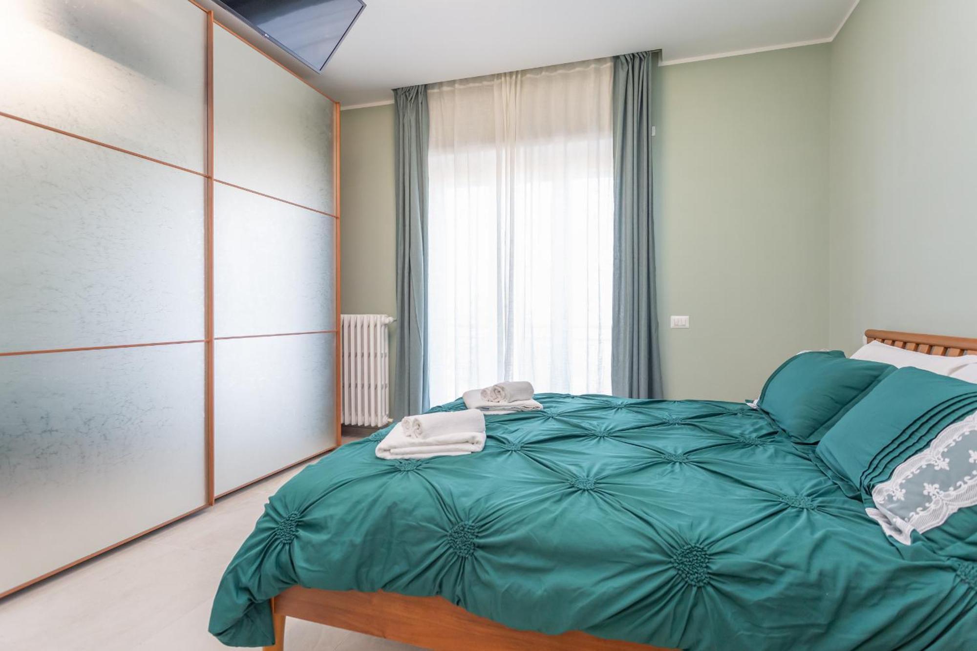 Appartamento 2-bedroom Retreat Near Metro & Parks *